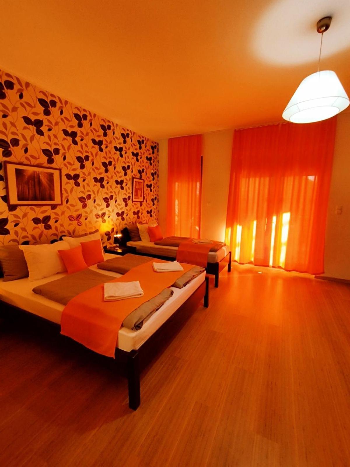 Apartman Vitorlas Vendeghaz Balatonfured Exterior photo