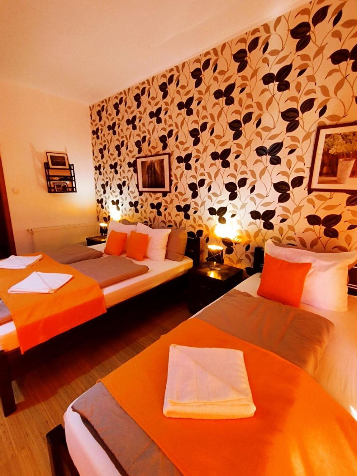 Apartman Vitorlas Vendeghaz Balatonfured Exterior photo