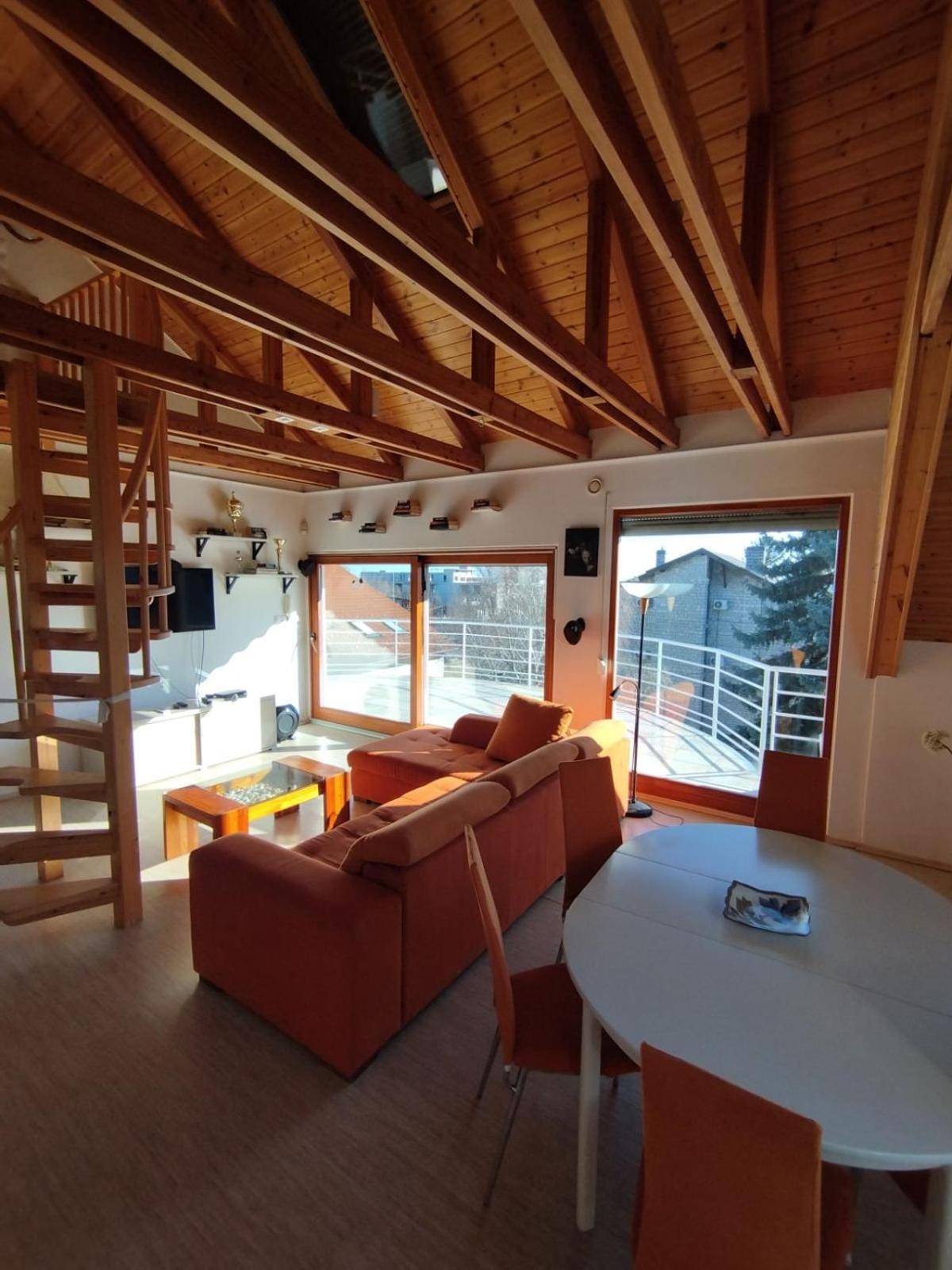 Apartman Vitorlas Vendeghaz Balatonfured Exterior photo